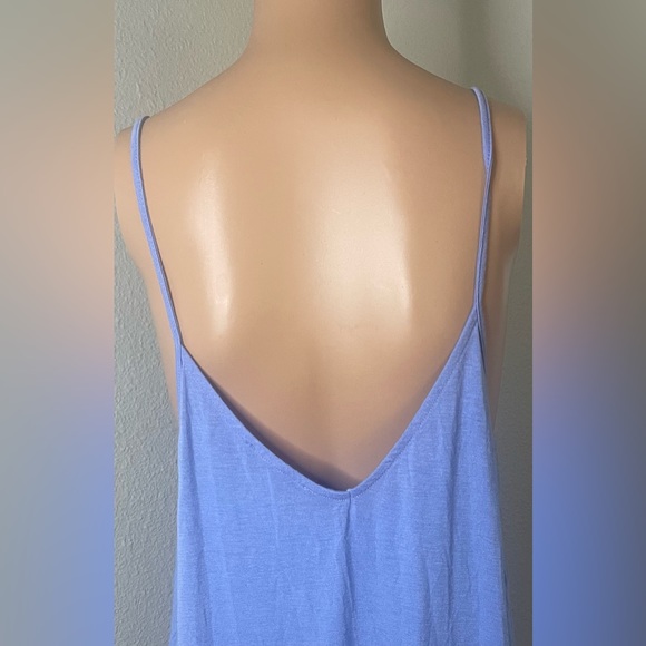 Set of 2, Women’s spaghetti strap tank tops. Size large - Picture 3 of 8
